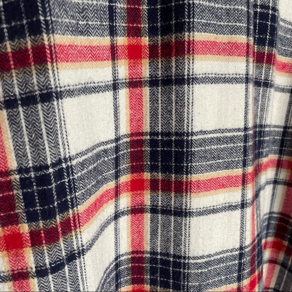 Forever 21 Plaid Long Sleeve Shirt/Tunic - Picture 4 of 6